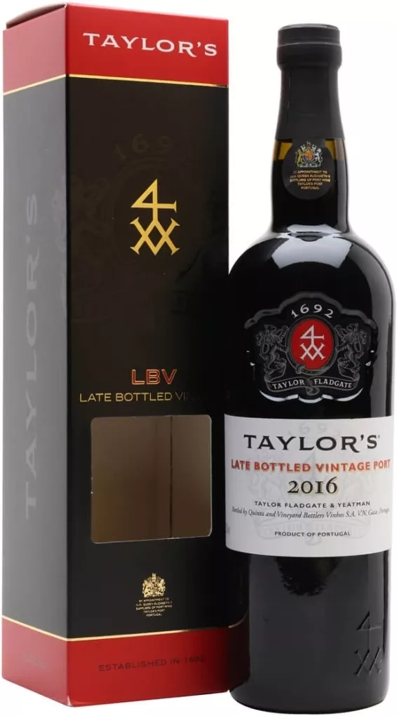 тэйлорс’с лэйт боттлд винтаж порт крепленое вино крепкое красное 2016 (taylor's late bottled vintage port 2016 in gift box) фото - магазин Krasnikov Wine