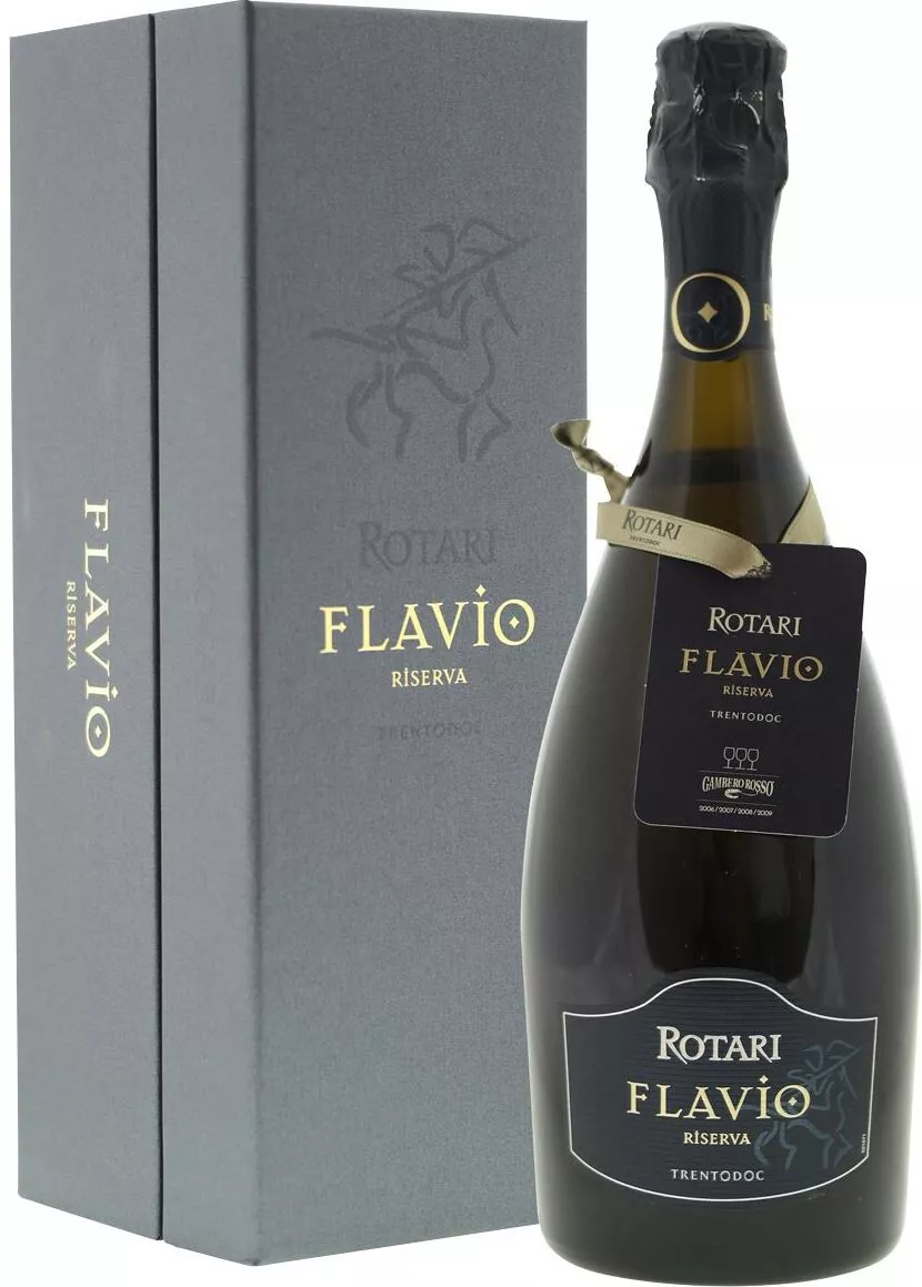 ротари флавио ризерва тренто вино игристое знмп брют белое в п/у (rotari flavio riserva brut trento in gift box) фото - магазин Krasnikov Wine
