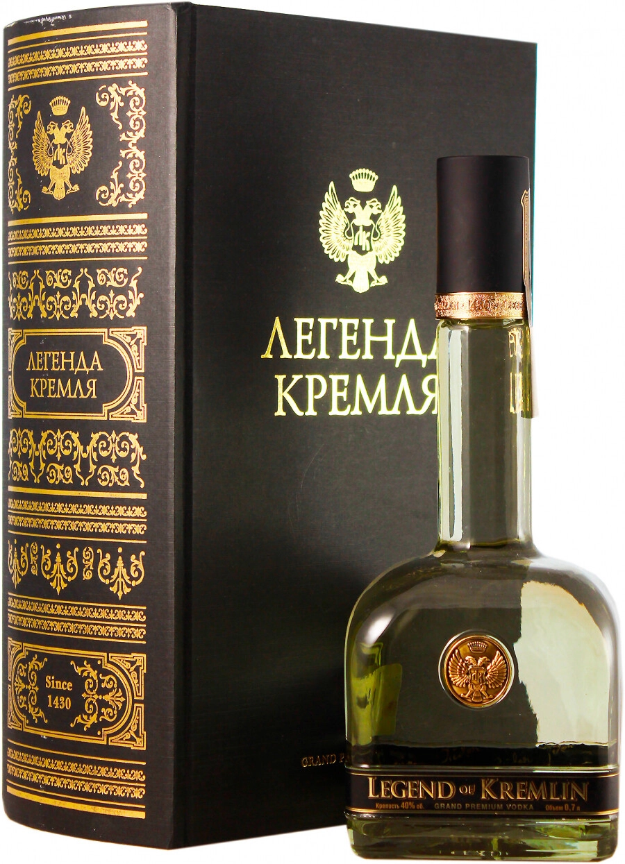 легенда кремля водка (книга) фолиант 0,7 л в п/у (legend of kremlin vodka in gift box folio) фото - магазин Krasnikov Wine
