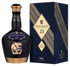 Фото Чивас Ригал Роял Салют Трежеред Бленд 25 лет виски в п/у 0.7 л (Chivas Royal Salute 25 Years Old The Treasured Blend in gift box), 46 990 ₽